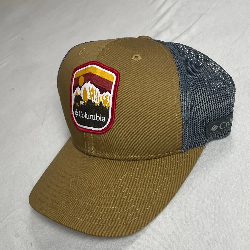 Columbia Snapback Hat Brown/Gray Mesh Back Mountain Patch Logo NWOT